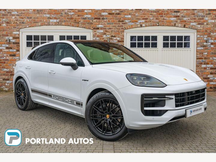 Porsche Cayenne 3.0 V6 E-Hybrid 25.9kWh TiptronicS 4WD Euro 6 (s/s) 5dr