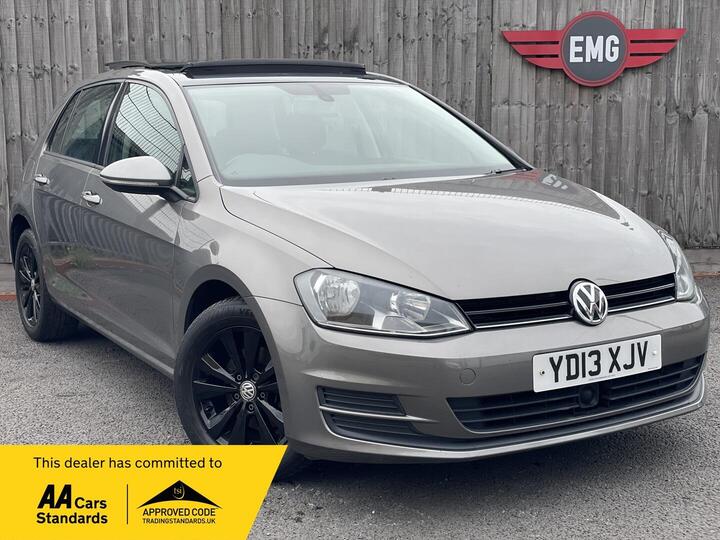Volkswagen Golf 1.6 TDI BlueMotion Tech SE DSG Euro 5 (s/s) 5dr