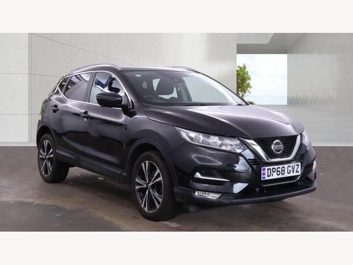 Nissan QASHQAI 1.5 DCi N-Connecta Euro 6 (s/s) 5dr