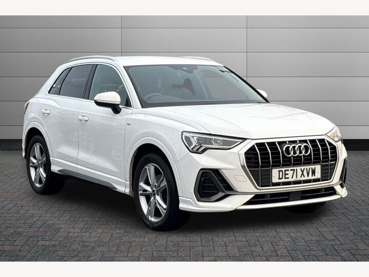 Audi Q3 1.5 TFSI CoD 35 S Line Euro 6 (s/s) 5dr