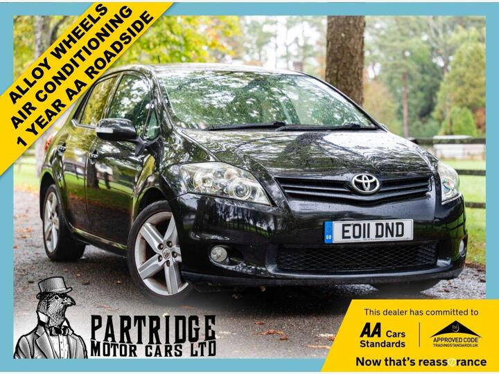 Toyota AURIS 1.6 V-Matic SR Euro 5 5dr