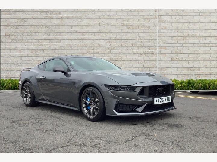 Ford MUSTANG 5.0 V8 Dark Horse Tremec Euro 6 2dr Ford MUSTANG 5.0 V8 Dark Horse Tremec Euro 6 2dr