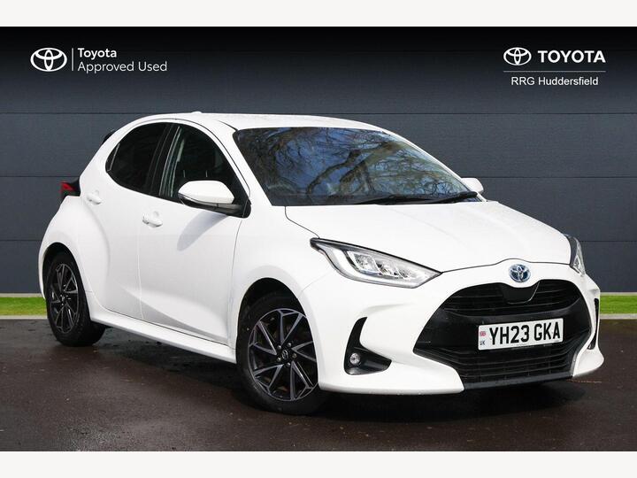 Toyota Yaris 1.5 VVT-h Design E-CVT Euro 6 (s/s) 5dr