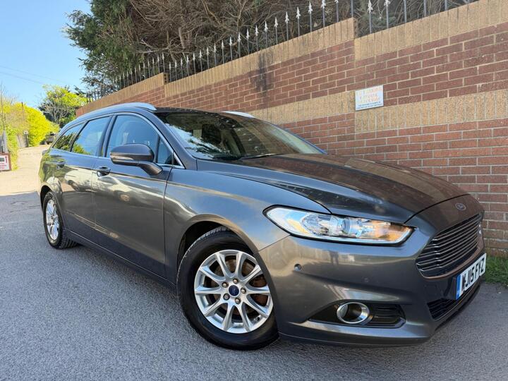 Ford Mondeo 1.6 TDCi ECOnetic Titanium Euro 5 (s/s) 5dr