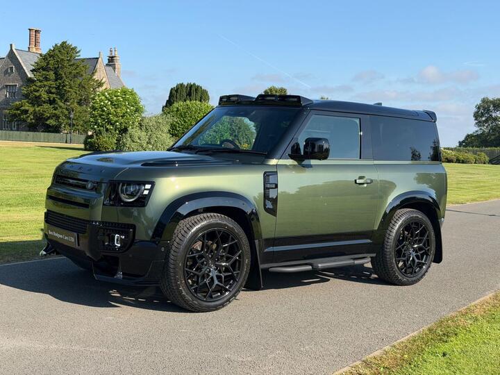 Land Rover DEFENDER 90 3.0 D250 MHEV X-Dynamic SE Auto 4WD Euro 6 (s/s) 3dr