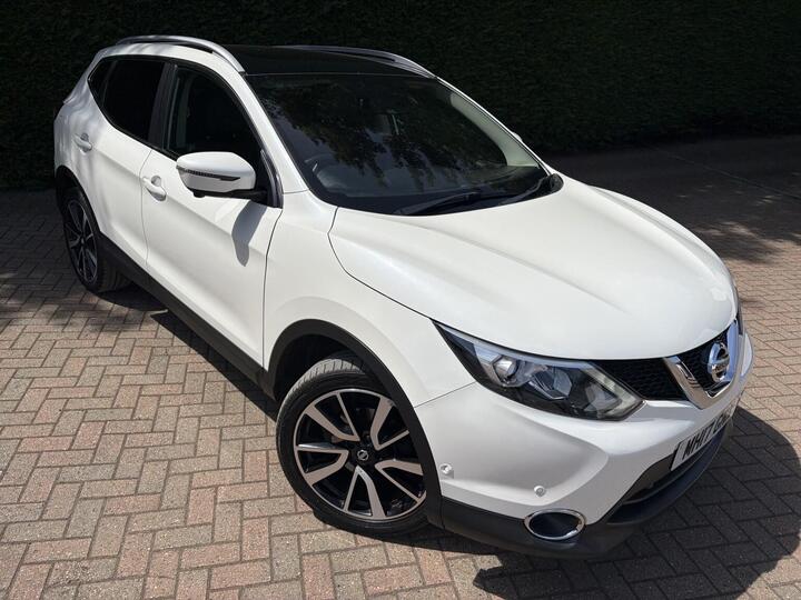 Nissan QASHQAI 1.5 DCi Tekna 2WD Euro 6 (s/s) 5dr