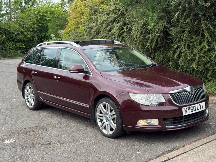Skoda Superb 3.6 V6 Elegance DSG 4WD Euro 5 5dr