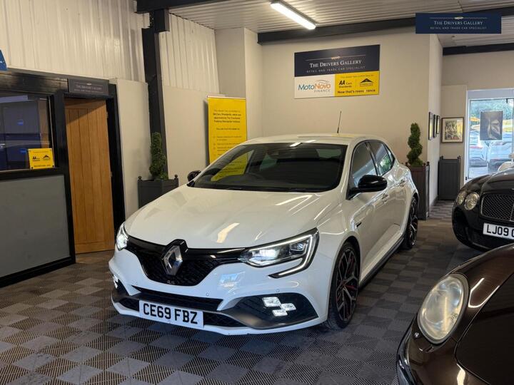 Renault Megane 1.8T R.S.300 Trophy EDC Euro 6 (s/s) 5dr Renault Megane 1.8T R.S.300 Trophy EDC Euro 6 (s/s) 5dr
