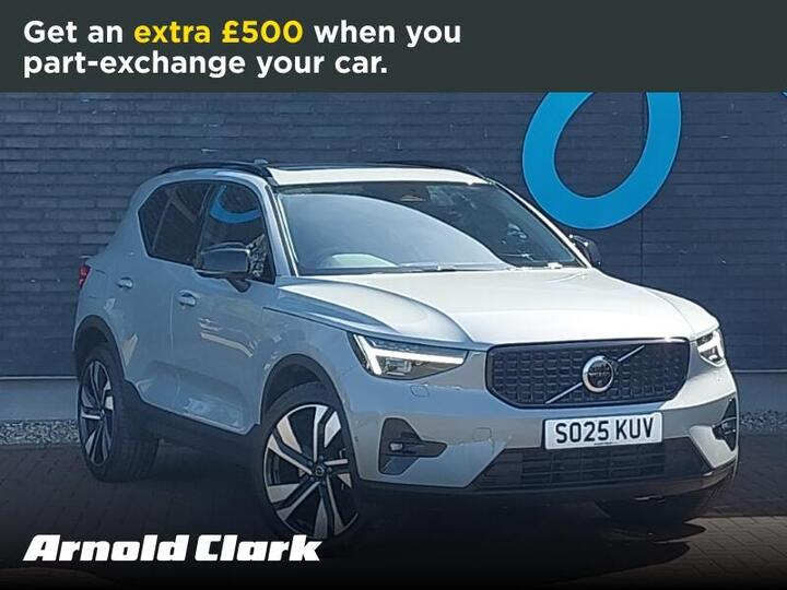 Volvo XC40 2.0 B3 MHEV Ultra Dark DCT Auto Euro 6 (s/s) 5dr