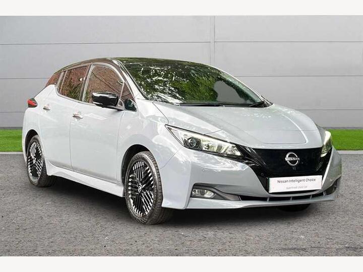 Nissan LEAF 39kWh N-Connecta Auto 5dr