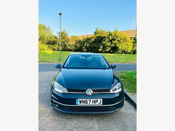 Volkswagen Golf 1.5 TSI EVO GT Euro 6 (s/s) 5dr Volkswagen Golf 1.5 TSI EVO GT Euro 6 (s/s) 5dr