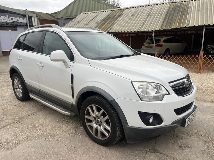 Vauxhall Antara 2.2 CDTi Exclusiv 2WD Euro 5 (s/s) 5dr Vauxhall Antara 2.2 CDTi Exclusiv 2WD Euro 5 (s/s) 5dr