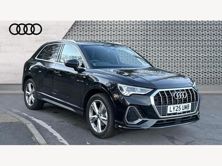 Audi Q3 1.5 TFSI CoD 35 S Line S Tronic Euro 6 (s/s) 5dr