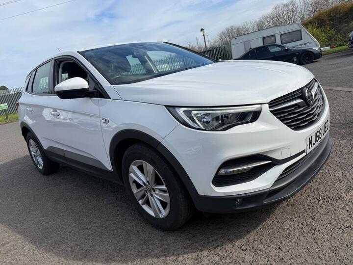 Vauxhall Grandland X 1.2 Turbo SE Euro 6 (s/s) 5dr