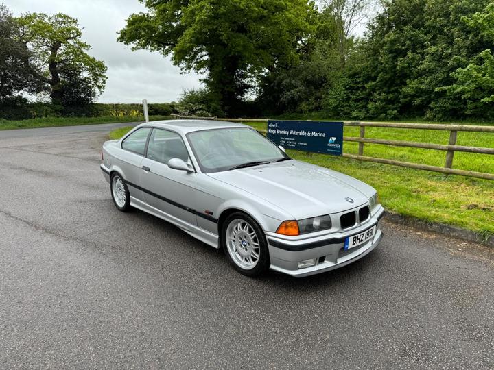 BMW M3 3.0 2dr
