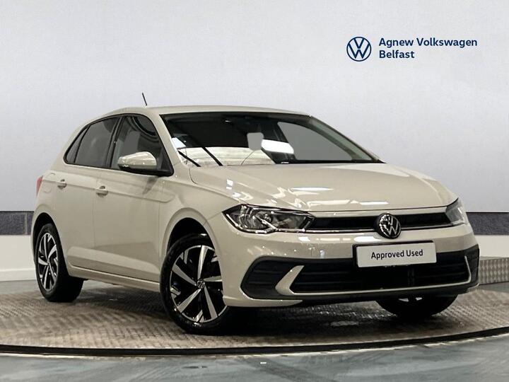 Volkswagen Polo 1.0 TSI Match Euro 6 (s/s) 5dr Volkswagen Polo 1.0 TSI Match Euro 6 (s/s) 5dr