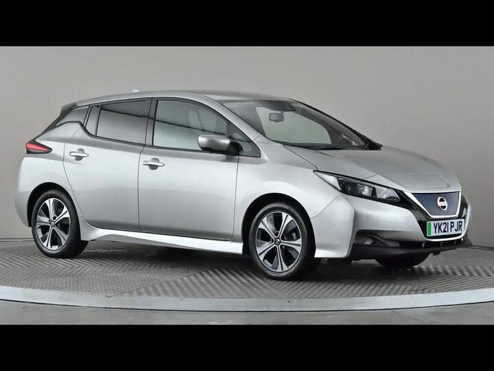 Nissan Leaf 40kWh N-Connecta Auto 5dr