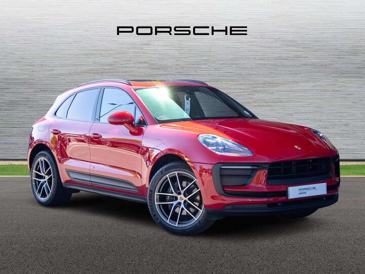Porsche Macan 2.0T PDK 4WD Euro 6 (s/s) 5dr