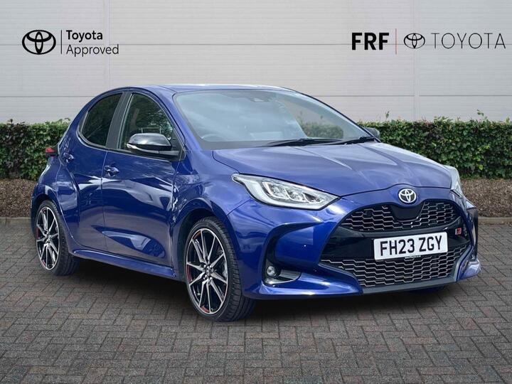 Toyota Yaris 1.5 VVT-h GR SPORT E-CVT Euro 6 (s/s) 5dr