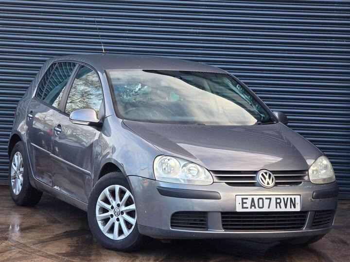 Volkswagen Golf 1.6 FSI Match 5dr