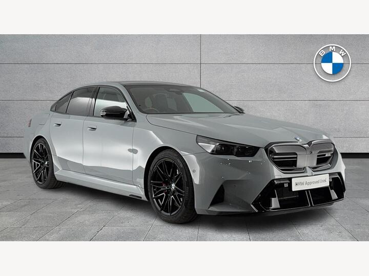 BMW M5 4.4 22.1kWh Steptronic XDrive Euro 6 (s/s) 4dr