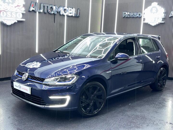 Volkswagen E-Golf 35.8kWh E-Golf Auto 5dr