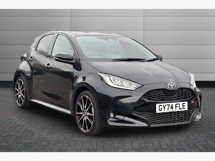 Toyota Yaris 1.5 VVT-h GR SPORT E-CVT Euro 6 (s/s) 5dr
