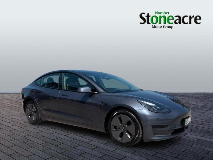 Tesla Model 3 Standard Range Plus Auto RWD 4dr