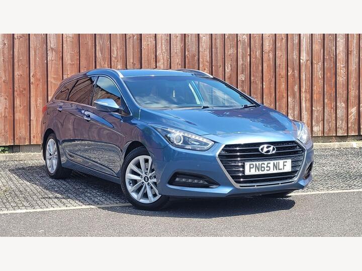 Hyundai I40 1.7 CRDi Blue Drive SE Nav Business Tourer DCT Euro 6 (s/s) 5dr Hyundai I40 1.7 CRDi Blue Drive SE Nav Business Tourer DCT Euro 6 (s/s) 5dr