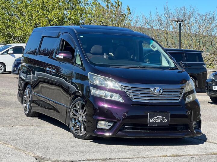 Toyota Vellfire 2.4 Z Platinum Selection Auto + Sunroof