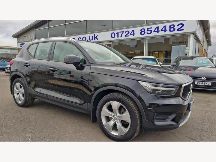 Volvo XC40 2.0 T4 Momentum Auto AWD Euro 6 (s/s) 5dr