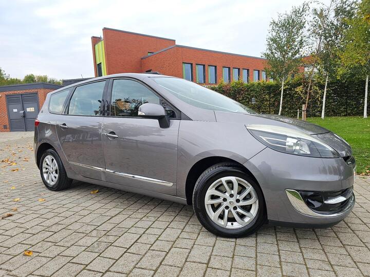 Renault Grand Scenic 1.5 DCi Dynamique TomTom EDC Euro 5 5dr Renault Grand Scenic 1.5 DCi Dynamique TomTom EDC Euro 5 5dr
