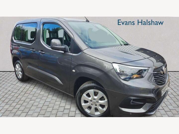 Vauxhall COMBO LIFE DIESEL ESTATE 1.5 Turbo D BlueInjection Energy Auto Euro 6 (s/s) 5dr Vauxhall COMBO LIFE DIESEL ESTATE 1.5 Turbo D BlueInjection Energy Auto Euro 6 (s/s) 5dr