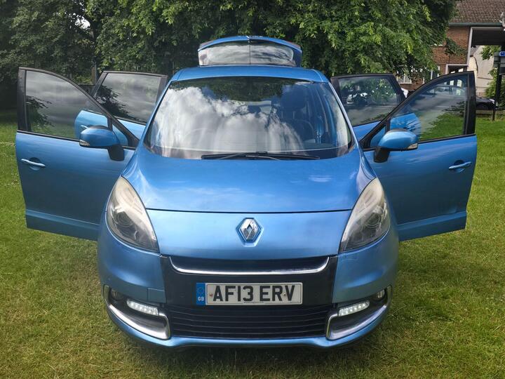 Renault Scenic 1.5 DCi Dynamique TomTom Euro 5 (s/s) 5dr