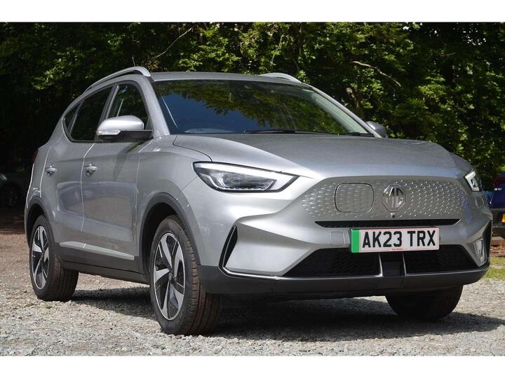 MG ZS 72.6kWh Trophy Connect Long Range Auto 5dr