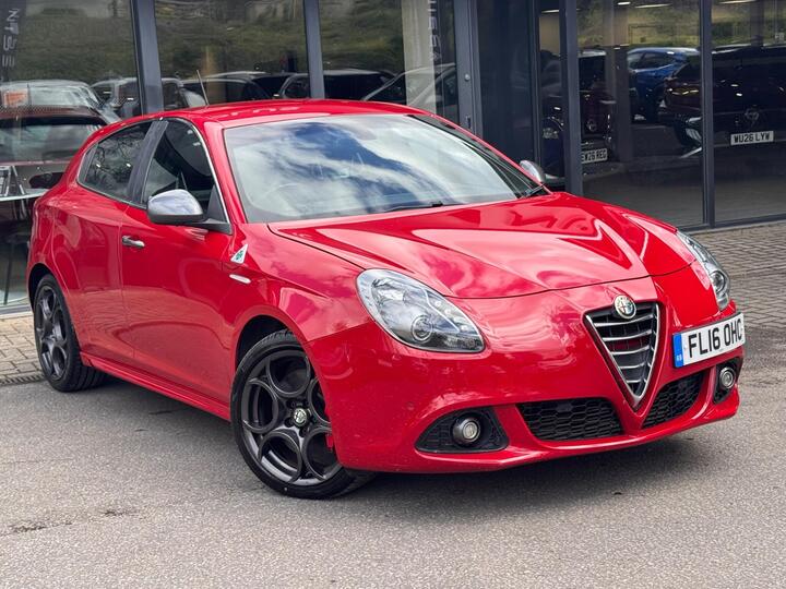 Alfa Romeo Giulietta 1750 TBi Quadrifoglio Verde TCT Euro 6 (s/s) 5dr Alfa Romeo Giulietta 1750 TBi Quadrifoglio Verde TCT Euro 6 (s/s) 5dr