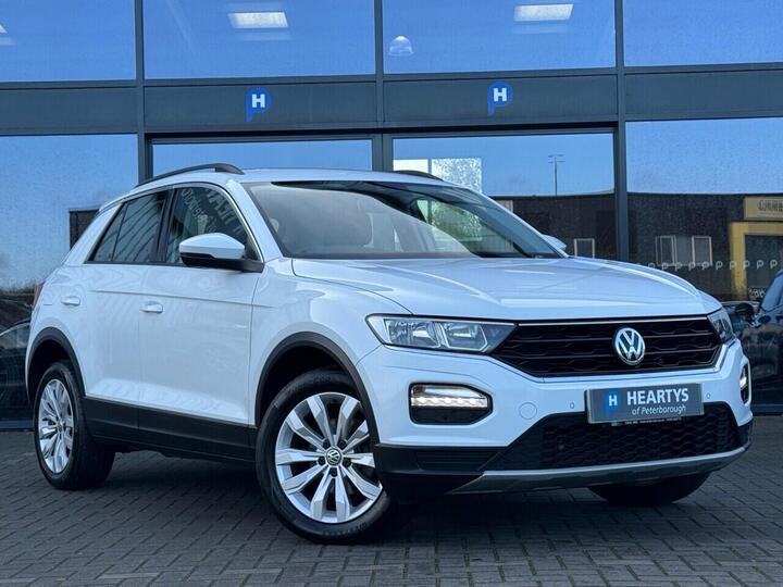Volkswagen T-ROC 1.0 TSI SE Euro 6 (s/s) 5dr Volkswagen T-ROC 1.0 TSI SE Euro 6 (s/s) 5dr