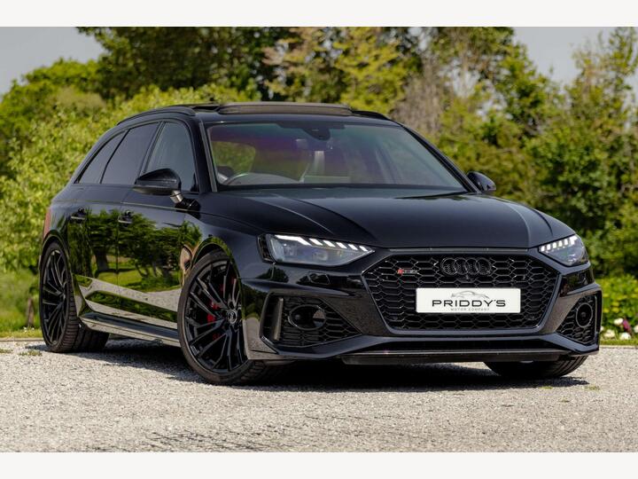 Audi RS 4 2.9 TFSI V6 Carbon Black Tiptronic Quattro Euro 6 (s/s) 5dr Audi RS 4 2.9 TFSI V6 Carbon Black Tiptronic Quattro Euro 6 (s/s) 5dr