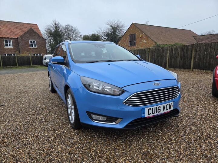 Ford Focus 1.0T EcoBoost Titanium Auto Euro 6 (s/s) 5dr
