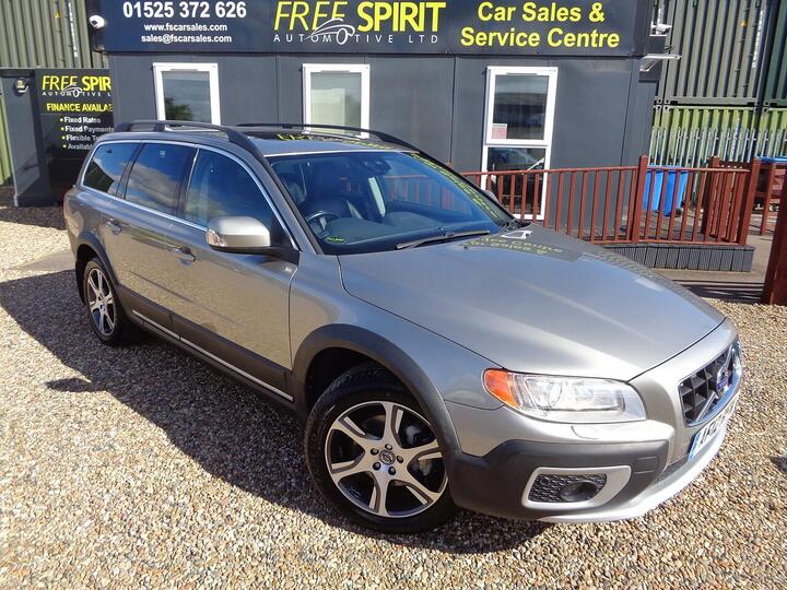 Volvo XC70 2.4 D5 SE Lux Geartronic AWD Euro 5 5dr