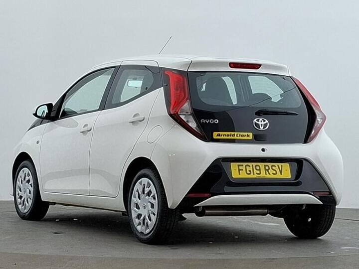 Toyota AYGO 1.0 VVT-i X-play Euro 6 5dr