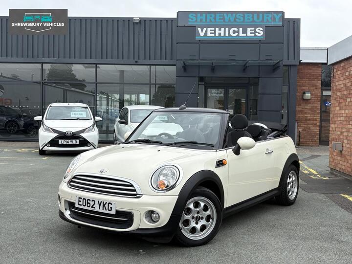 MINI Convertible 1.6 Cooper Euro 5 (s/s) 2dr