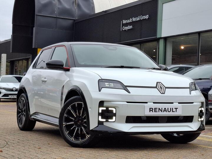Renault 5 E-Tech Electric Comfort Range 52kWh Iconic Five Auto 5dr
