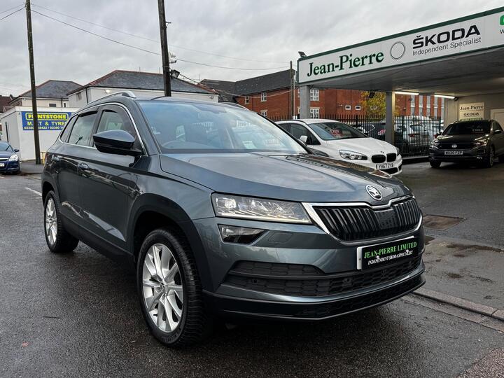 Skoda Karoq 2.0 TDI SE L DSG 4WD Euro 6 (s/s) 5dr Skoda Karoq 2.0 TDI SE L DSG 4WD Euro 6 (s/s) 5dr
