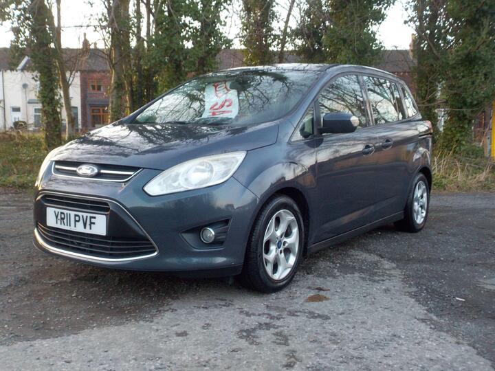 Ford Grand C-Max 1.6 TDCi Zetec Euro 5 5dr Ford Grand C-Max 1.6 TDCi Zetec Euro 5 5dr