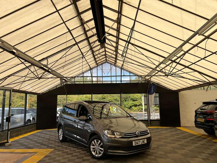 Volkswagen TOURAN 1.6 TDI BlueMotion Tech SE Family Euro 6 (s/s) 5dr