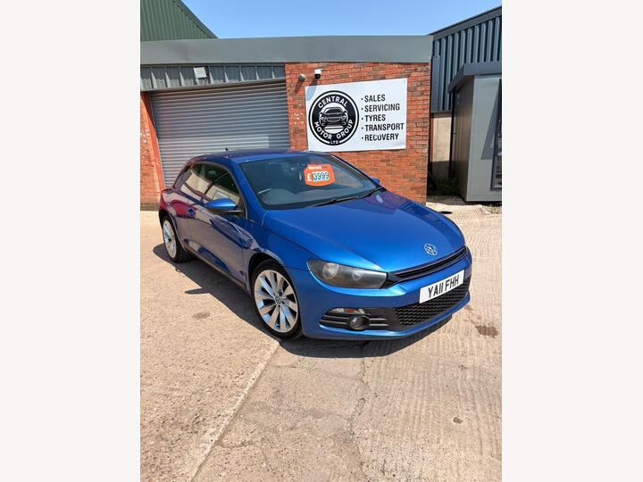 Volkswagen Scirocco 2.0 TDI BlueMotion Tech GT DSG Euro 5 (s/s) 3dr