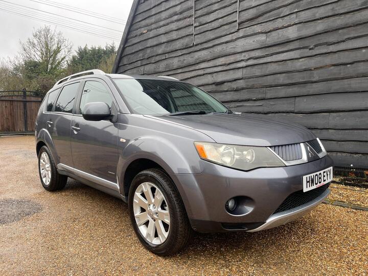 Mitsubishi Outlander 2.4 MIVEC Elegance Auto 4WD Euro 4 5dr Mitsubishi Outlander 2.4 MIVEC Elegance Auto 4WD Euro 4 5dr