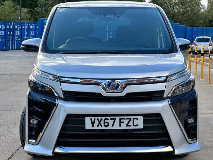 Toyota Voxy 1.8 Petrol Hybrid 7 Seater