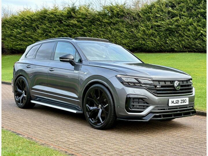 Volkswagen TOUAREG 3.0 TDI V6 Black Edition Tiptronic 4Motion Euro 6 (s/s) 5dr Volkswagen TOUAREG 3.0 TDI V6 Black Edition Tiptronic 4Motion Euro 6 (s/s) 5dr